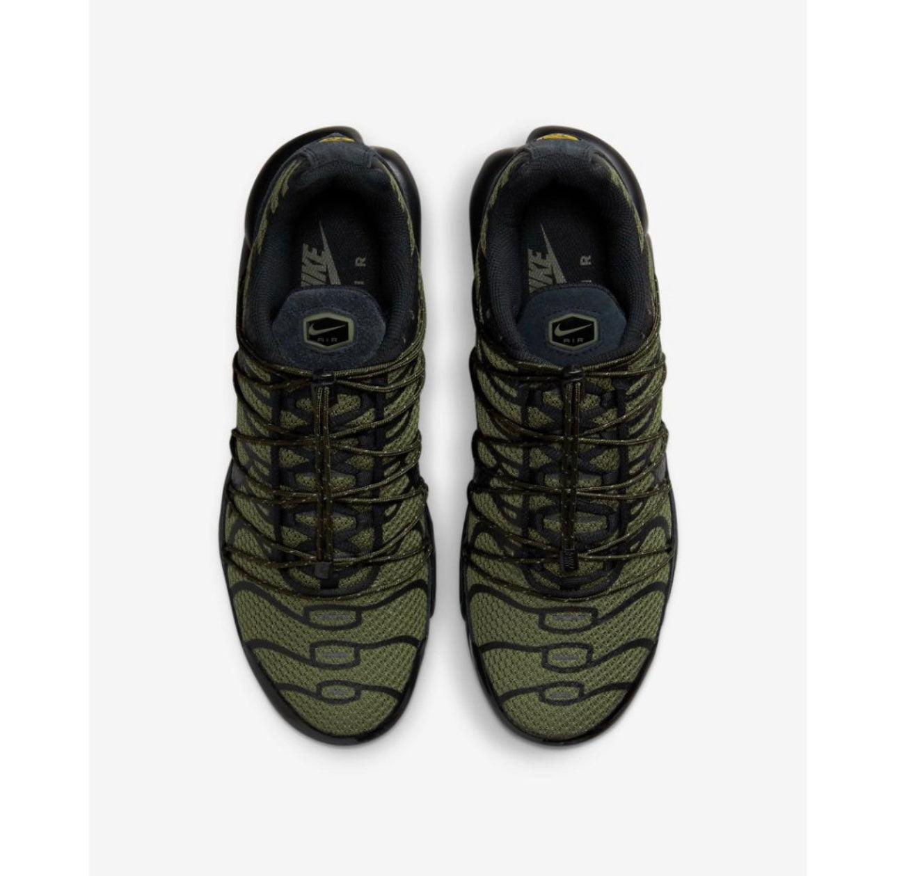 NIKE AIR MAX PLUS UTILITY olive green