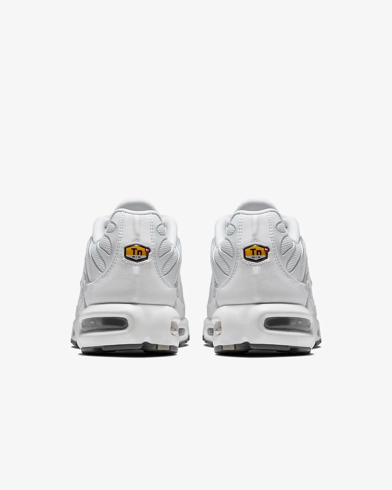 NIKE AIR MAX plus cool white