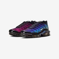 NIKE AIR MAX PLUS 25th anniversary