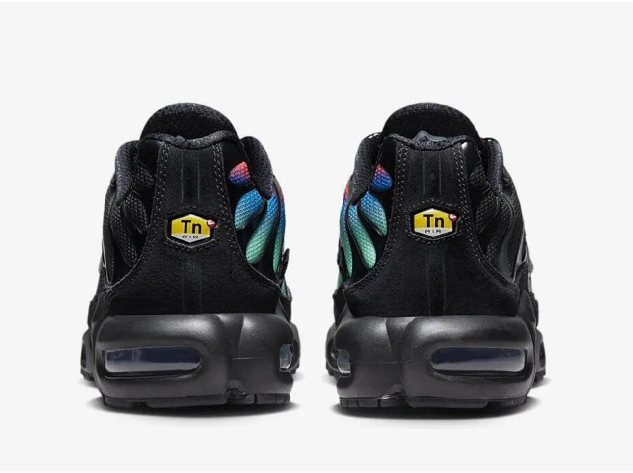 NIKE AIR MAX PLUS TN Berlin unity