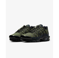 NIKE AIR MAX PLUS UTILITY olive green