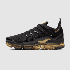 Nike Vapormax black gold