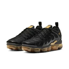 Nike Vapormax black gold